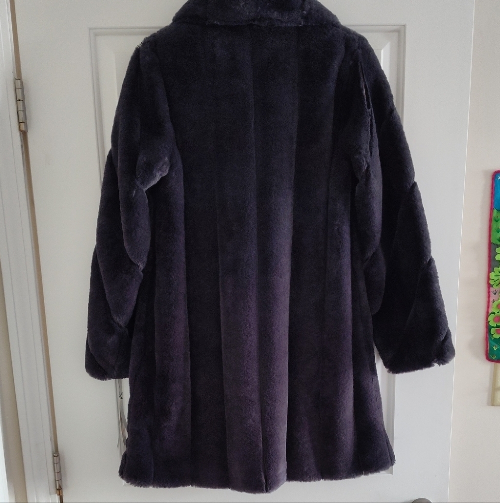 Jones New York Women's Dark Grey Teddy Jacket - Picture 5 of 5